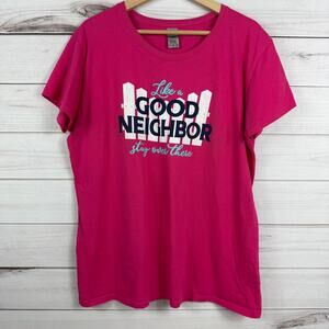 Womens Graphic Tee Like a Good Neighbor Stay Over There Short Sleeve Pink‎ XL